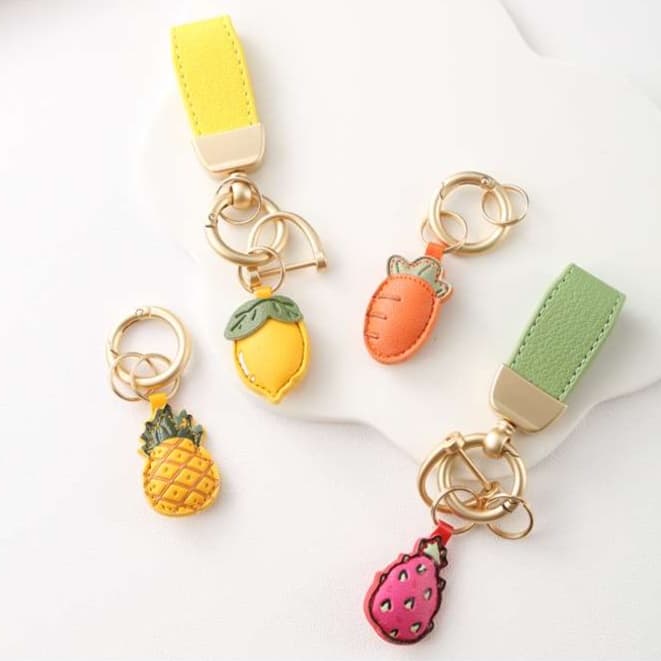 フルーツ革製キーホルダー
