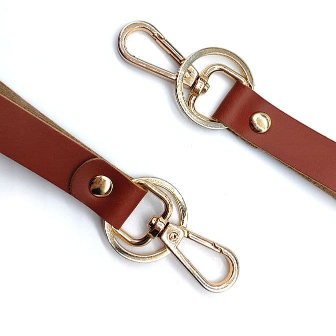 キーリングシンプル 本革ストラップ付き金属製キーリング
