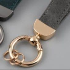 キーリングシンプル 本革ストラップ金属リング付きキーホルダー