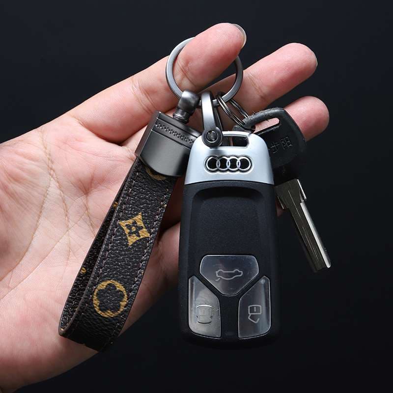 高級革製モノグラムキーホルダー