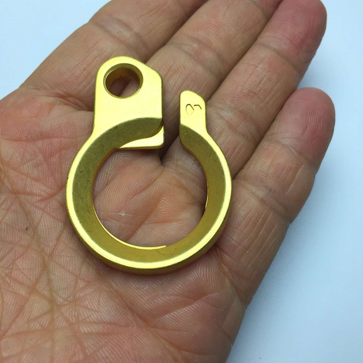 ボトルオープナーキーホルダー