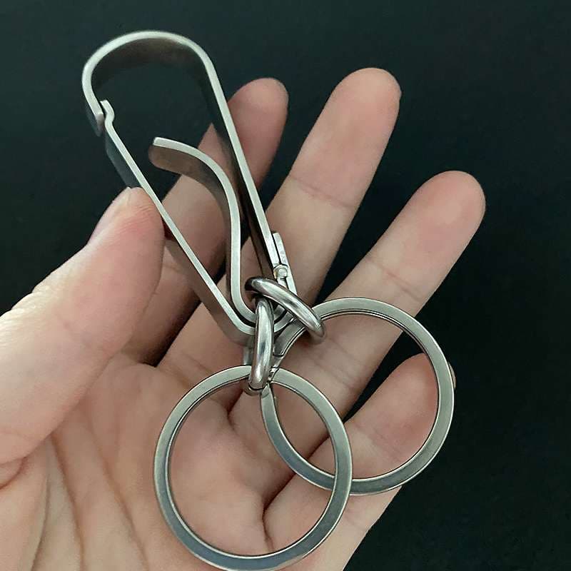 ステンレス製のアンニュイカラビナ