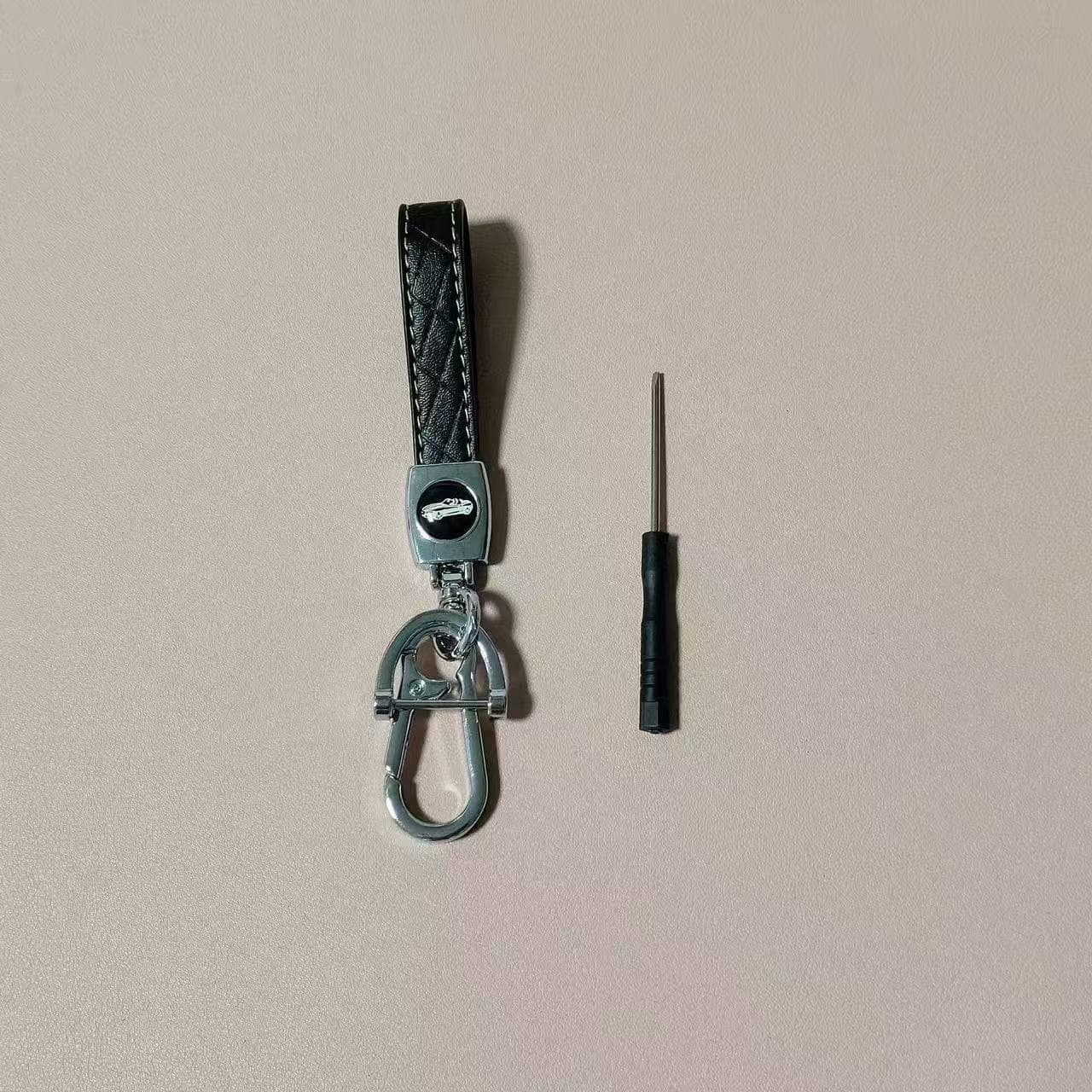 キーリング 本革編み込みステッチ付きナスカン金具レザーキーリング